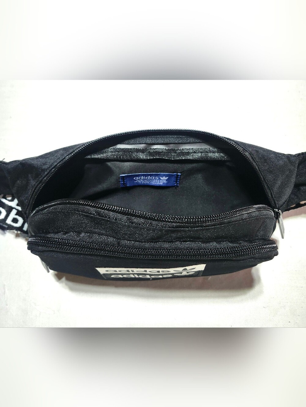 New Exclusive Adidas shoulder/waist fanny pack bag - Picture 3 of 4